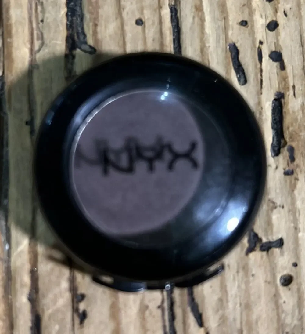 NYX Own The Night Hot Singles Eye Shadow